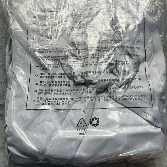 🔥 NWT bridesmaids Show Me Your MuMu Samantha Ruffle Wrap Dress | M 🔥 - Picture 6 of 6